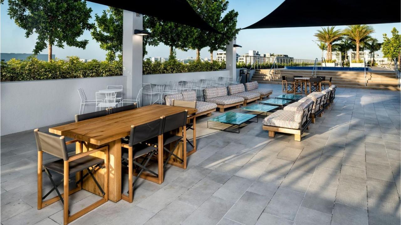 Sentral Studio Apt With Den In Wynwood Appartamento